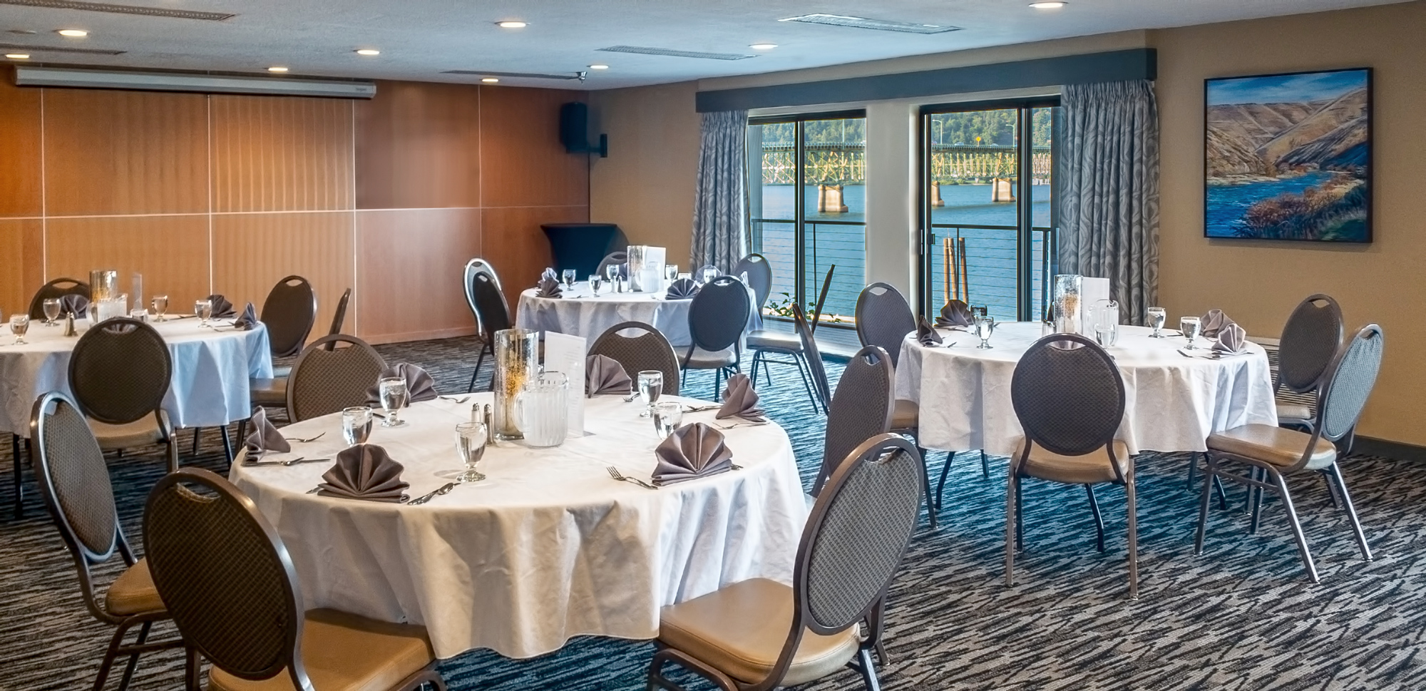 riverview_July_28_2021_web1 Riverview Roomwest